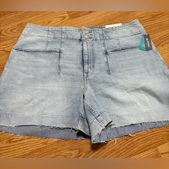NWT Maurices Shorts size 20 - Picture 1 of 6